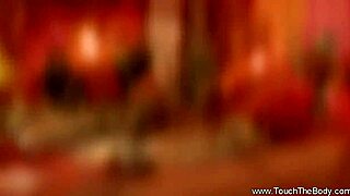 an amazing hands to massage big cock blonde milf