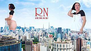 Giantess walks naked in city, wow! 😲