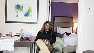 Oh wow, tori wolfe is squirting all over respek the blackout on webcam with toys! so wet and fun 😍💦