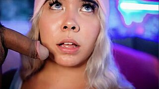 sexy blonde teen gives deepthroat blowjob with care 😘