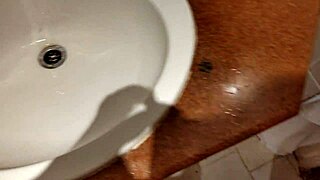 Egypt Hotel Encounter with Mutual Masturbation Session