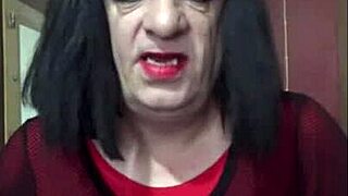 shy bisexual crossdresser fills himself up in homemade fun