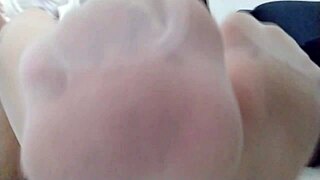 real arab milf masturbates and shows off nylon feet up close