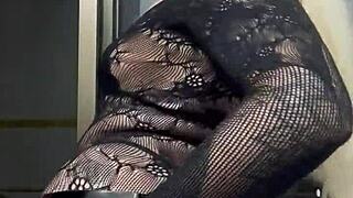 i am alina modelista your sexy stripper with ripped clothes