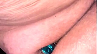 are you makin multiple orgasms with that juicy pussy?