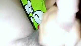 Indonesian maid trades favors for extra cash with boss.