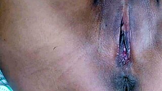 Desi Bhabhi Shaves Her Pussy