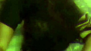 Empinada esperaba una rica verga hasta que invite a mi amante a que me diera leche