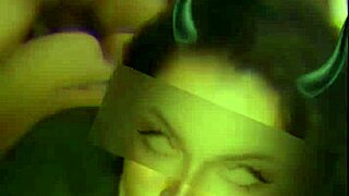 Empinada esperaba una rica verga hasta que invite a mi amante a que me diera leche