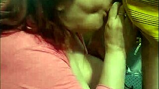 Rae Lynn Gives Young Neighbor Birthday Blowjob, Ending With Cumshot