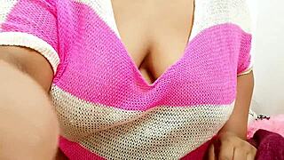 sexy assam bhabhi shows her big boobs