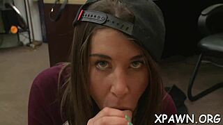 Amateur gal shows her curves in rough sex