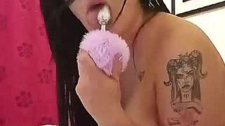 Brenda Modelo Colombiana Realizando Show Virtual!