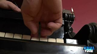 I’m So Thrilled Watching Darina and Oxana, Big Booty Babes, in a Hardcore Anal 4some! Their Cum Swapping and Facials Are Insane!