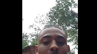 Paty and Jhony were caught at the waterfall.