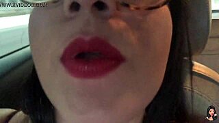 On the way back from work, a Brazilian crossdresser guided a jerk-off session on Marginal Pinheiros.