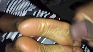 Give me that ebony footjob, retro style