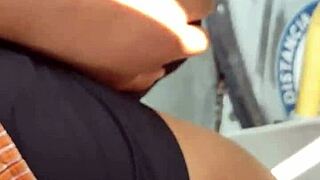 i love stalking this mature peruvian milf flashing on lima streets