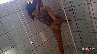 a chat with pornstar carol fenix before recording