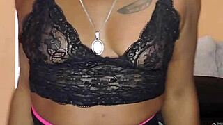 Naejae Twerks Ass and Grinds Pussy on Pole