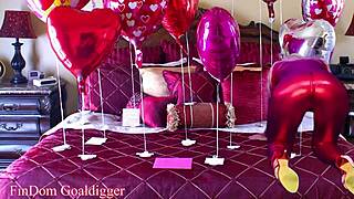 Smelly Dirty Shoes Lead To Valentine's Fuck