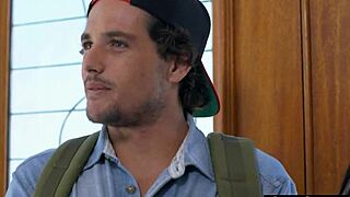 Teenage Stunner Cockriding Hard Before A Sloppy Oral Finish?