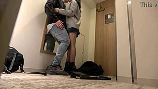 美形で知的な医大生がまさかの痴女化！？超敏感なスレンダーボディをビクつかせ崩壊寸前まで絶頂〈イク〉を繰り返す！！尻射・中出し・顔射3連発！！part2