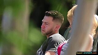 上品熟女がチンポ騎乗位で腰振り妄想ファンタジー