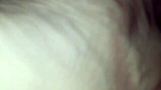 irm� louca de tes�o provocou o irm�o pirocudo pedindo no cuzinho e tomou surra de piroca dura de quatro sem camisinha