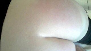 Bambina Cattiva Gets Spanked and Made to Cum