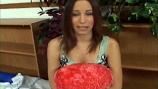 His Cock Went Rock-Hard to See Her Pink Pussy!