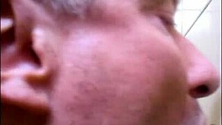 super intense gay blowjob with big cocks and cumshots.