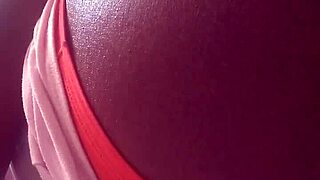 Cheating slut fingers her clit intensely