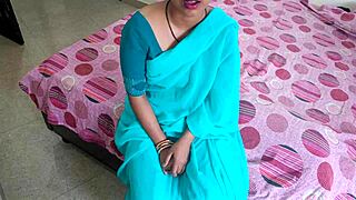 Full Hindi Hot Audios – Scandalous scene of Indian rural bhabhi with devar