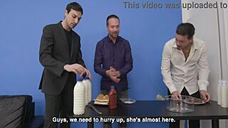 Horny food critic Julia North degraded in wet 5on1 dap squirt