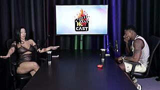 medindo o tamanho da bunda da morena gostosa e o resultado foi - will mastro sheer red