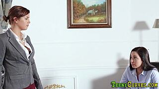 I love watching this lesbian teen rim that bubble butt