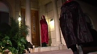 Hypnotized Blonde Sucks Multiple Loads at Glory Hole