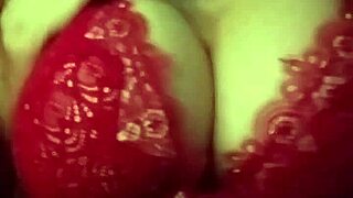 Royalkingz præsenterer Bambii i stedmor elsker mig mere end