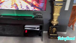 She rang my doorbell for her stretching training session