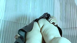 Hot milf dancing and letting us see under her skirt 😍