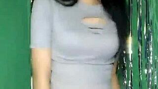 Em m�o uplive nhảy sexy tr�n livestream