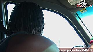 Britische amateur teen mit kleinen titten versucht ihren ersten bbc