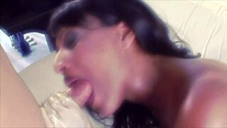 African pornstar fucks ass and cums in paradise