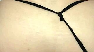 Amateur latina milf shows off her curves 😍