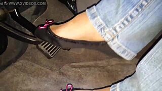 Just chilling with some intimate webcam fetish action tonight