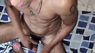 Street dude SWALLOWS big black cock outdoors