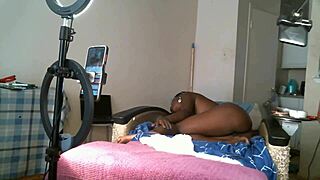 Solo Sexy African American Milf