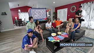 Angelina Moon and Slimthick Vic and showing casual sex with milfs