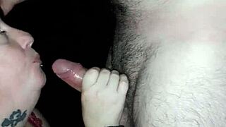 ma cochonne me suce la bite en gorge profonde en foret - couplecokin86